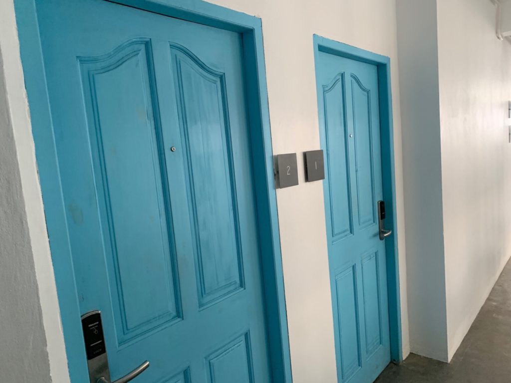 Mini S Hotel の客室ドア