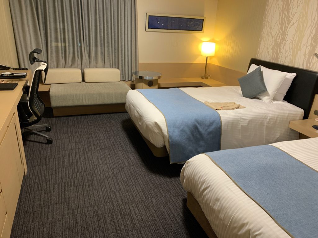 リッチモンドホテルプレミア武蔵小杉のモデレートツインルームの室内