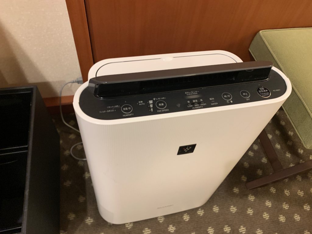 横浜ベイシェラトンホテル＆タワーズのスタンダードダブルルームの加湿器