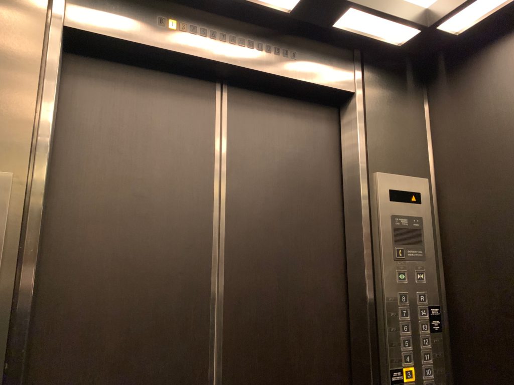 赤坂エクセルホテル東急のエレベーター