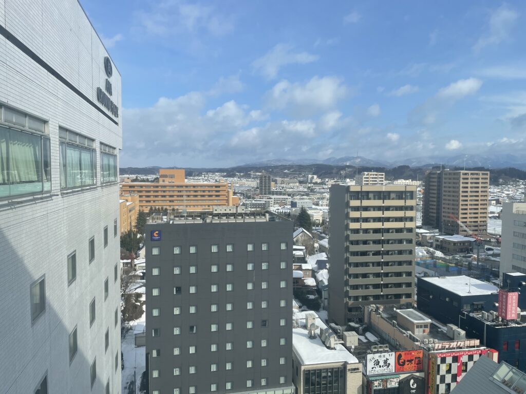 ANAクラウンプラザホテル秋田のスタンダードダブルルームの朝食会場からの眺め
