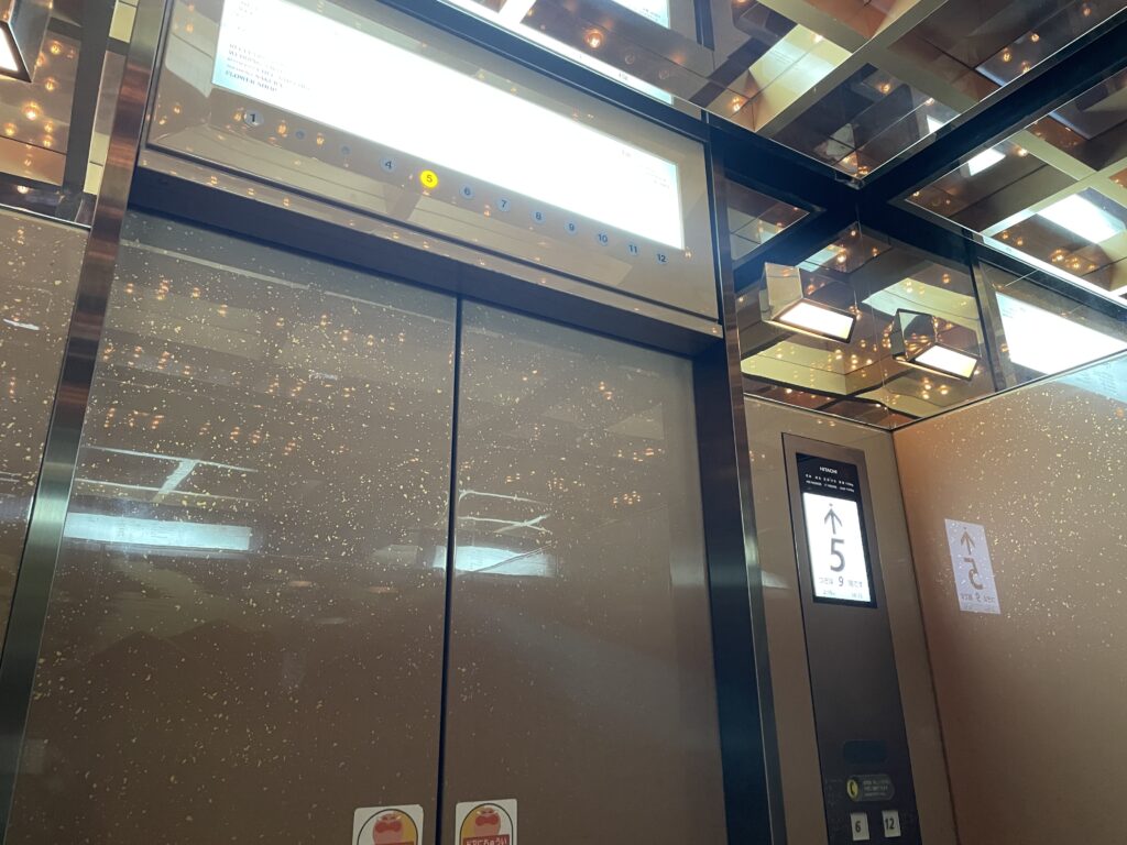 ANAクラウンプラザホテル秋田のエレベーター